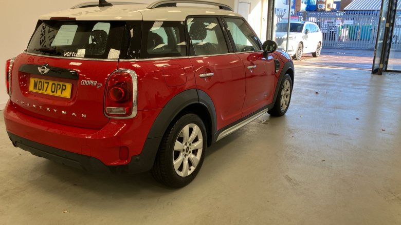 MINI Countryman 2.0 Cooper D ALL4 5dr Diesel Hatchback